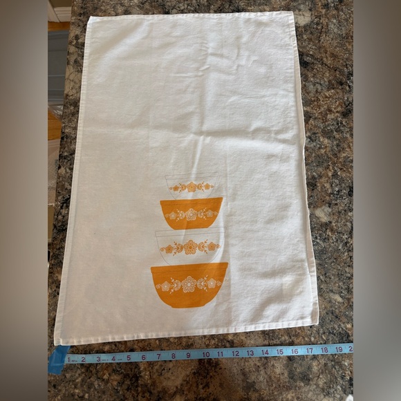 Pyrex-Inspired Tea Towels - Picture 7 of 8